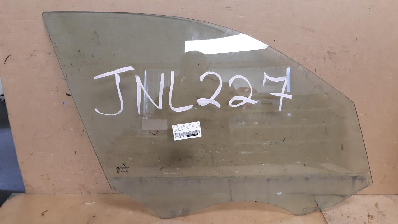 2011 Bmw X1 Right Front Door Window View Auto part Right Front Door Window Bmw X1 2011