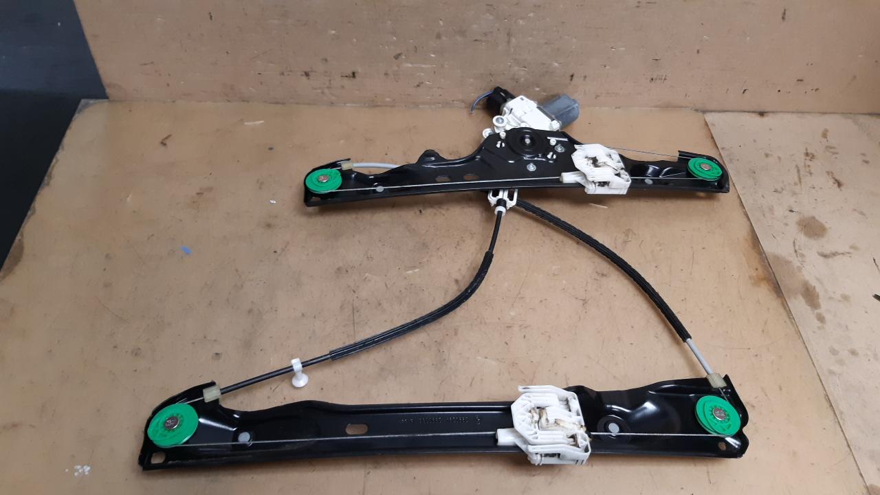 View Auto part Right Front Window Reg/Motor Bmw X1 2011