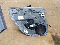 View Auto part Left Rear Wnd Reg/Motor Volkswagen Golf 2002