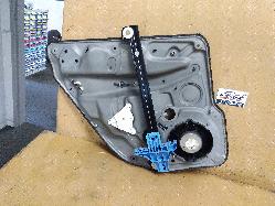 View Auto part Right Rear Wnd Reg/Motor Volkswagen Golf 2002