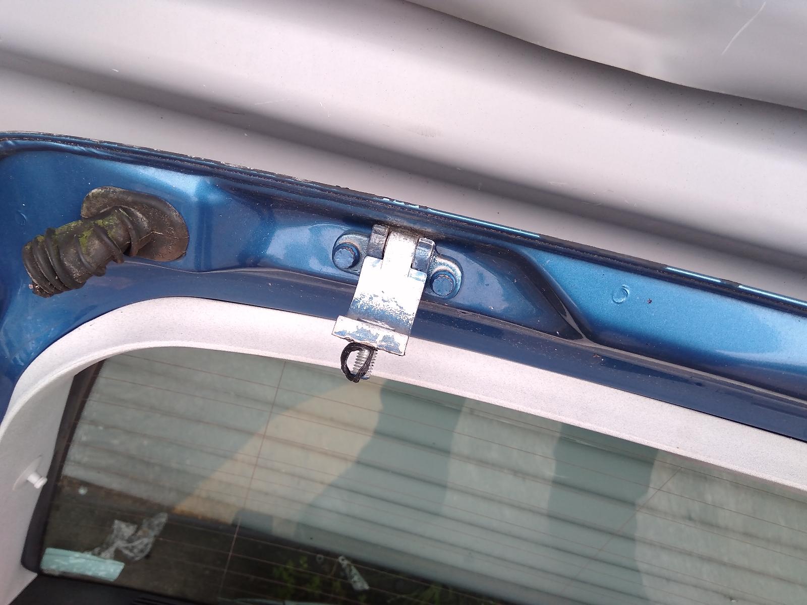 View Auto part Bootlid/Tailgate Volkswagen Golf 2002