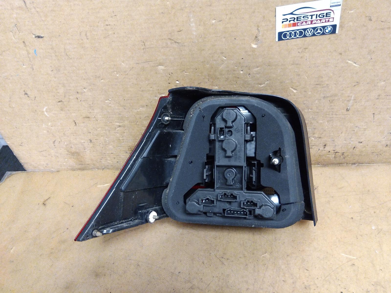 View Auto part Right Taillight Volkswagen Golf 2002