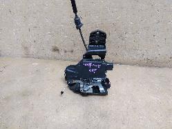 View Auto part Door/Boot/Gate Lock Volkswagen Golf 2002