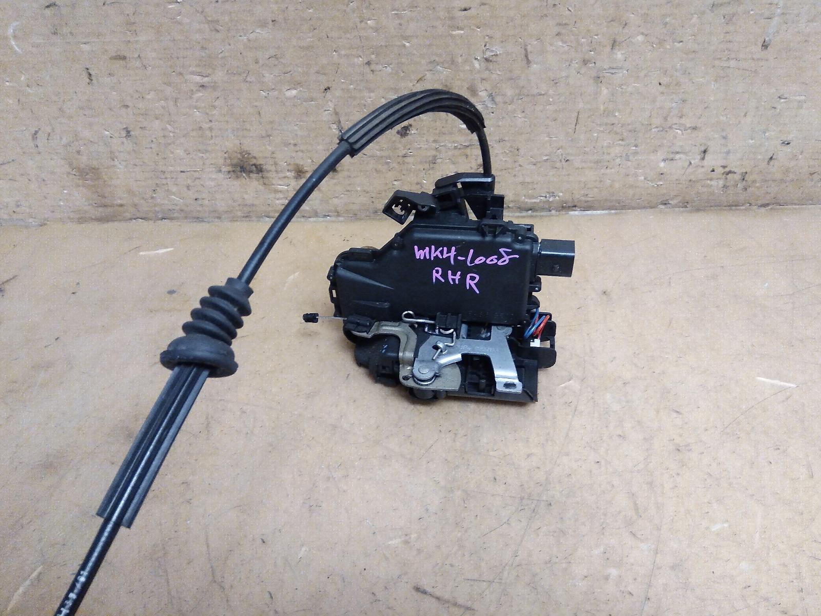 View Auto part Door/Boot/Gate Lock Volkswagen Golf 2002