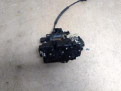 View Auto part Door/Boot/Gate Lock Volkswagen Golf 2002