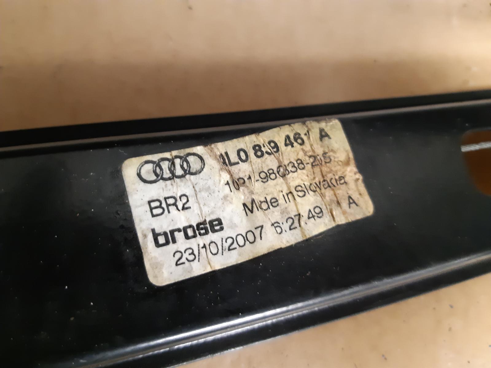 View Auto part Left Rear Wnd Reg/Motor Audi Q7 2008