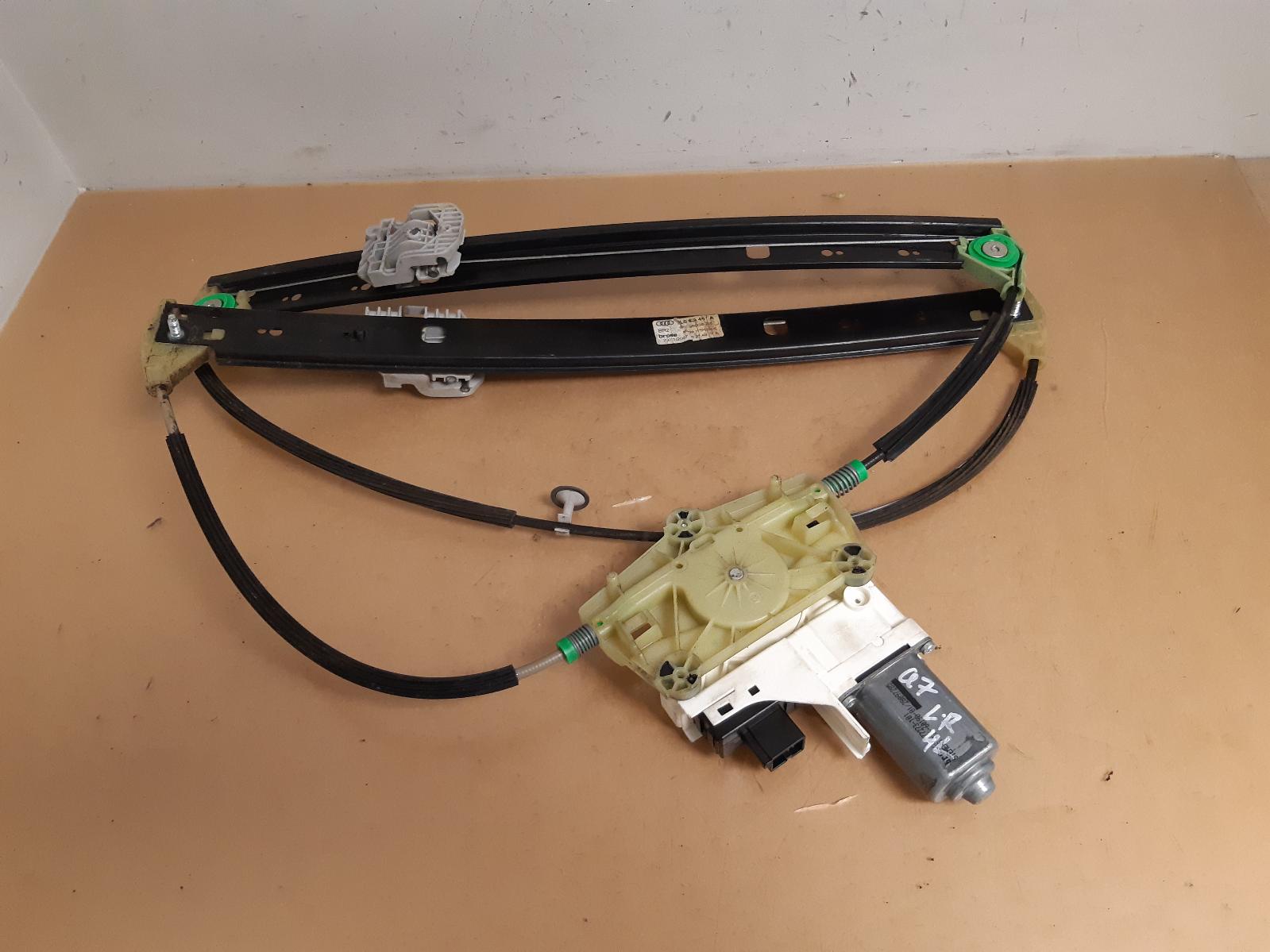 View Auto part Left Rear Wnd Reg/Motor Audi Q7 2008