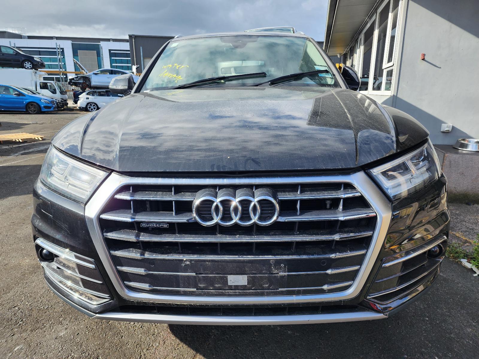 2018 Audi Q5 Front Bumper View Auto part Front Bumper Audi Q5 2018