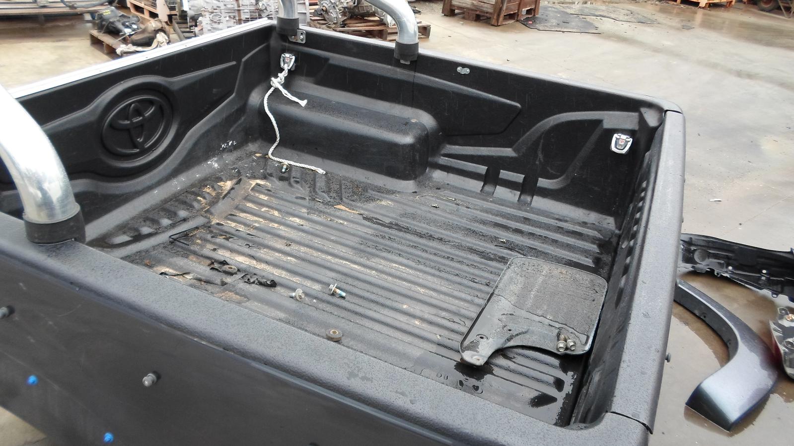 View Auto part Ute/Tray Liner Toyota Hilux 2010