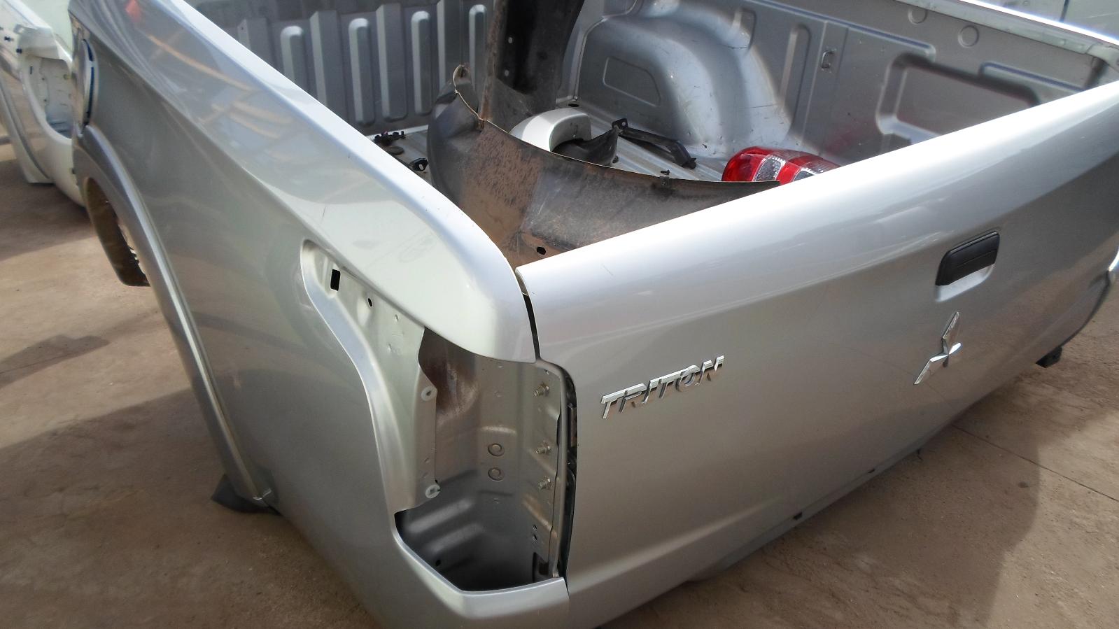 View Auto part Ute Back Mitsubishi Triton 2016