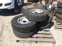 View Auto part Wheel Standard/Steel Nissan Patrol 2014