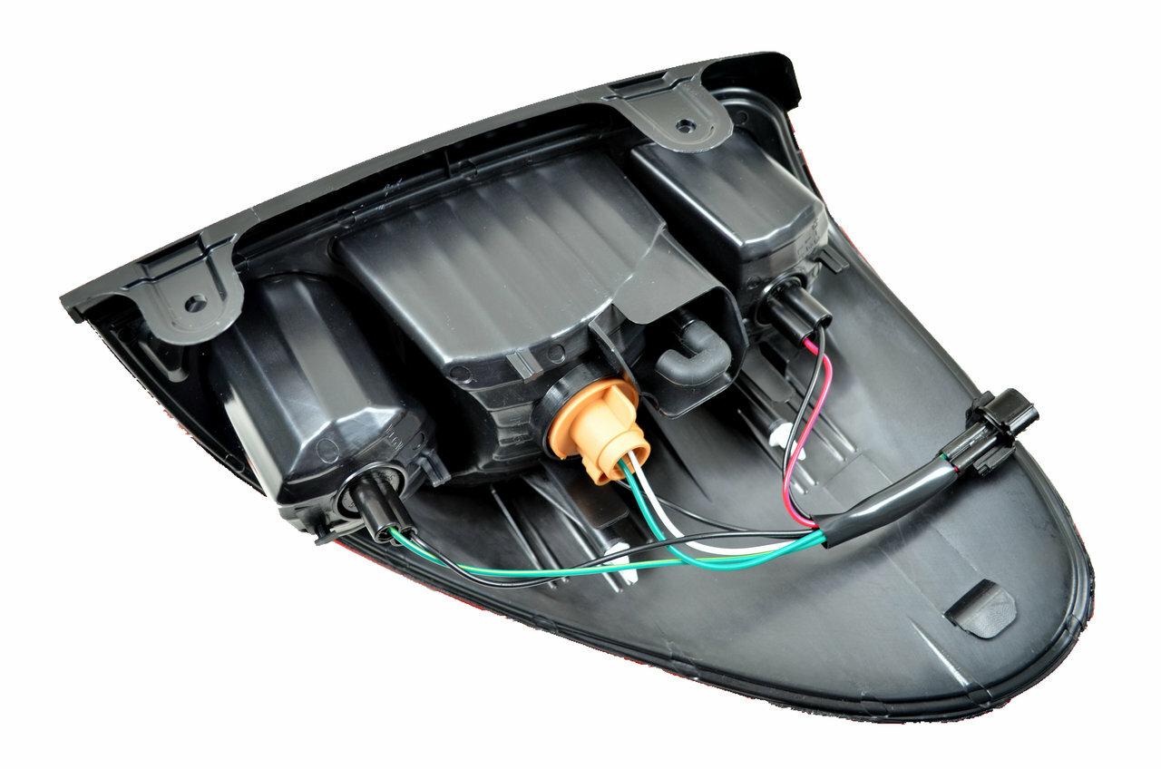 View Auto part Left Taillight Mitsubishi Triton 2014
