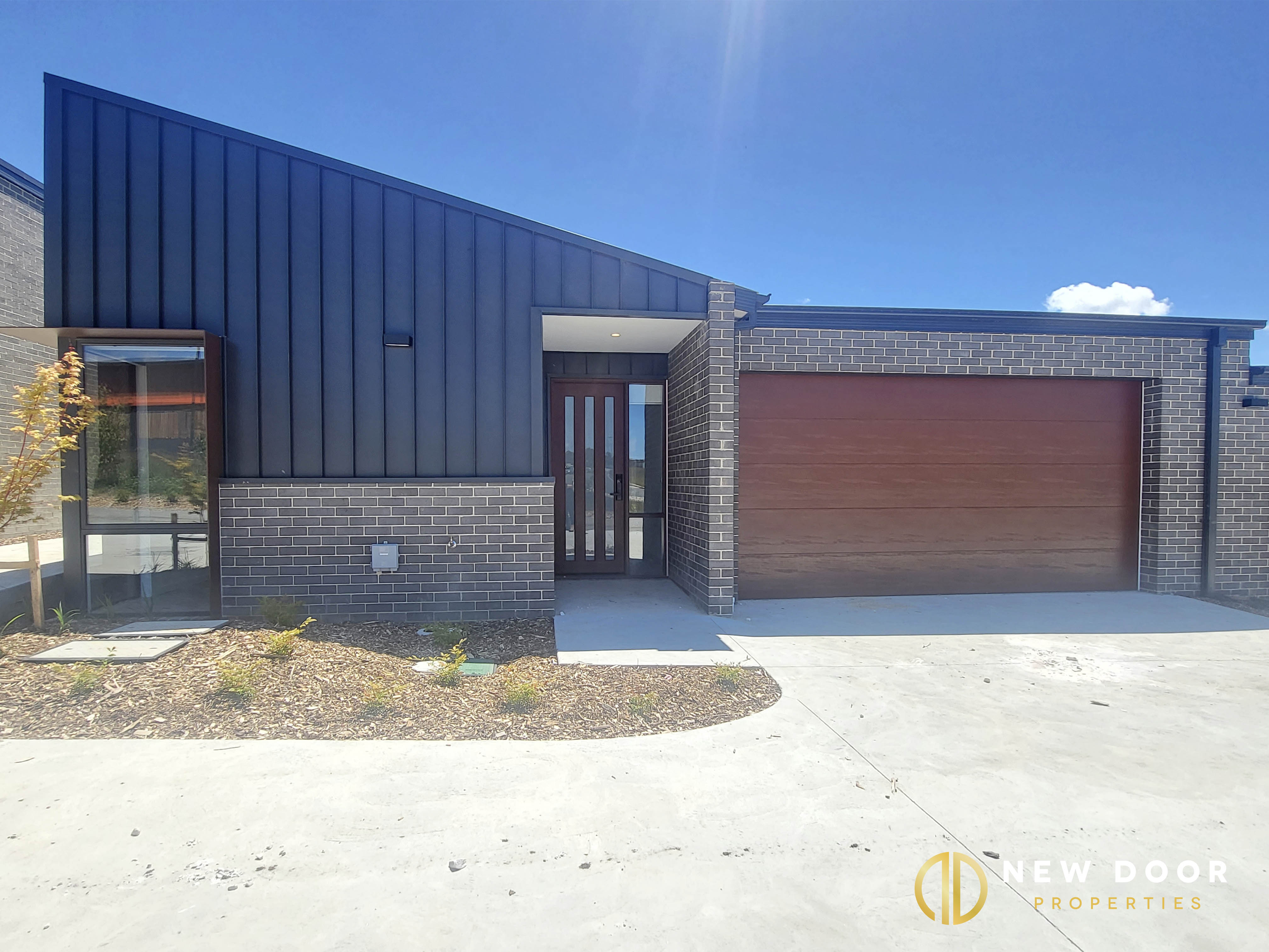 8/32 Sunnyman Street, Taylor ACT New Door Properties