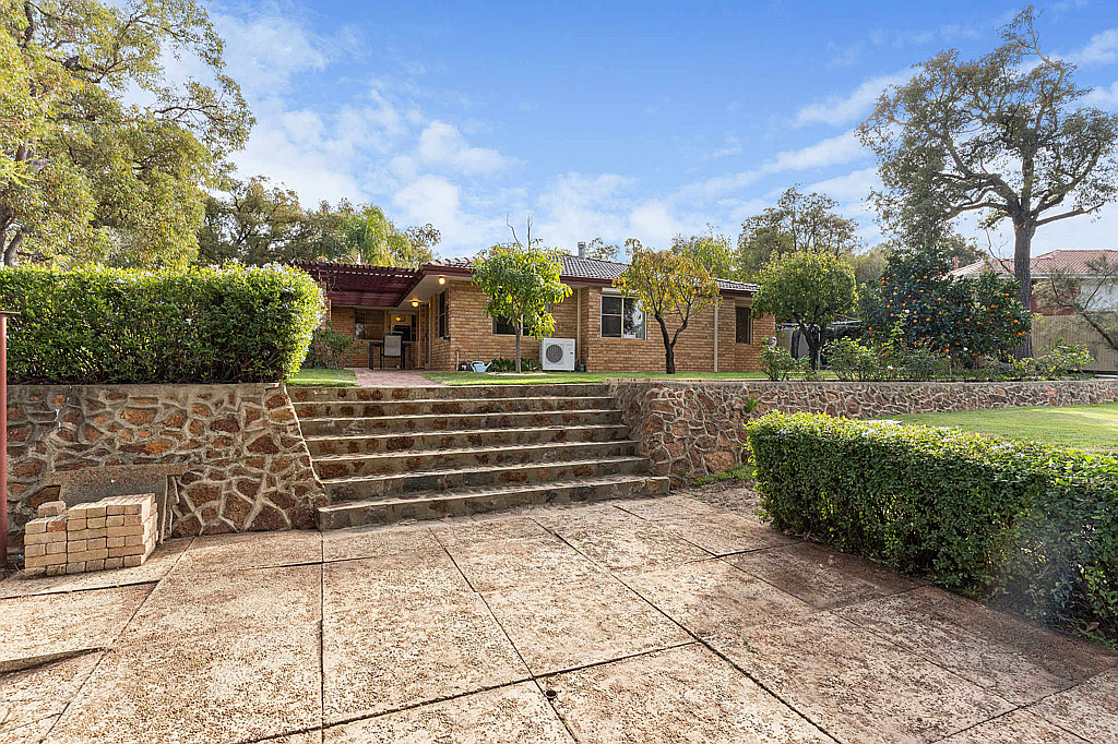 60 Gladys Road, Lesmurdie Provincial Real Estate