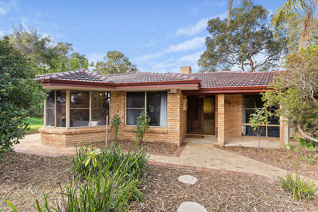 60 Gladys Road, Lesmurdie Provincial Real Estate