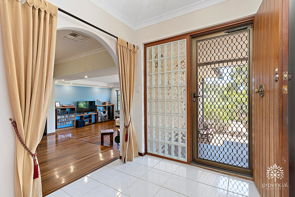 19 Gloucester Road, Kalamunda Provincial Real Estate