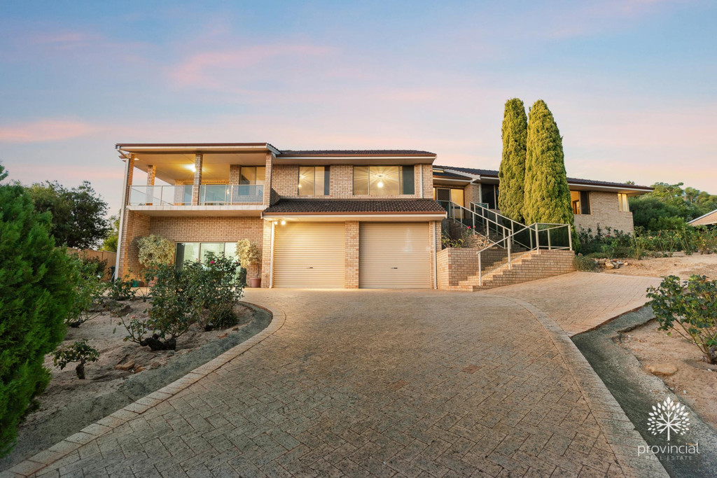 36 Glenlea Drive, Helena Valley Provincial Real Estate