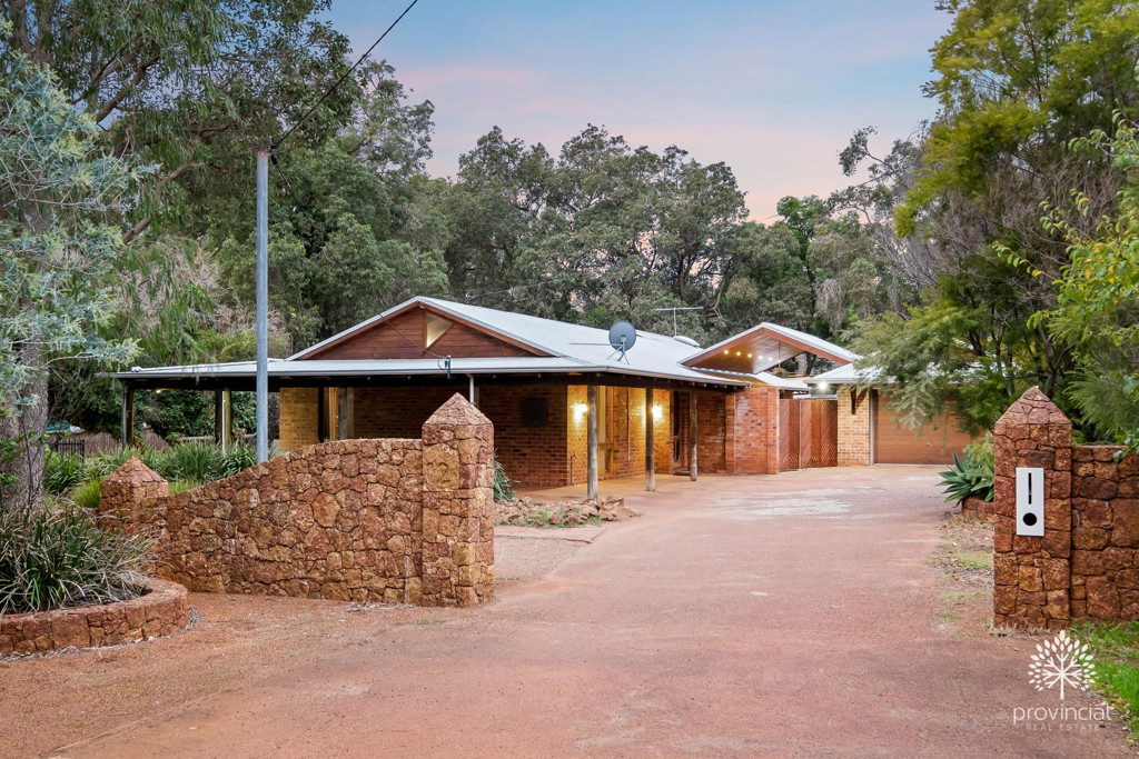 12 Jaraba Avenue, Gooseberry Hill Provincial Real Estate