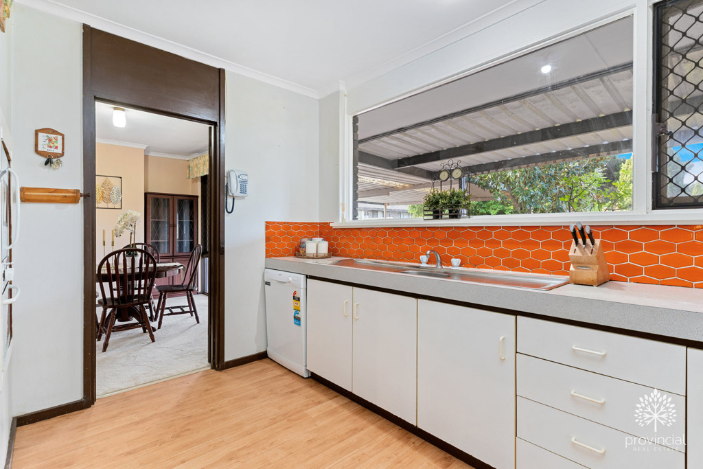 28 Hunter Drive, Lesmurdie Provincial Real Estate