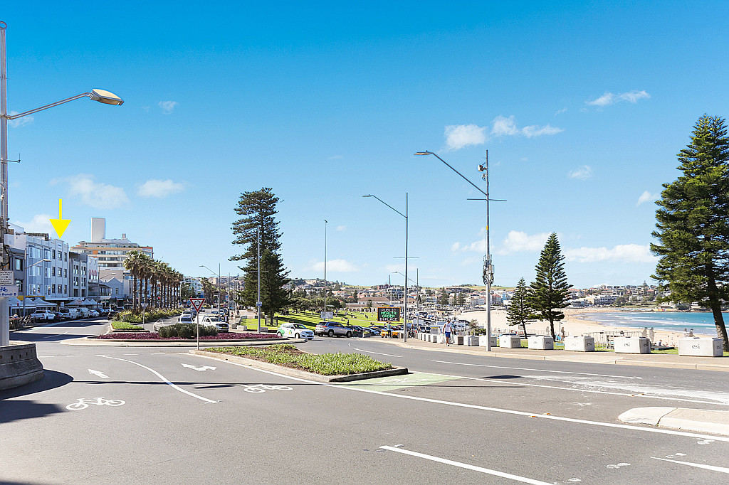 2/102 Campbell Parade, Bondi Beach NSW