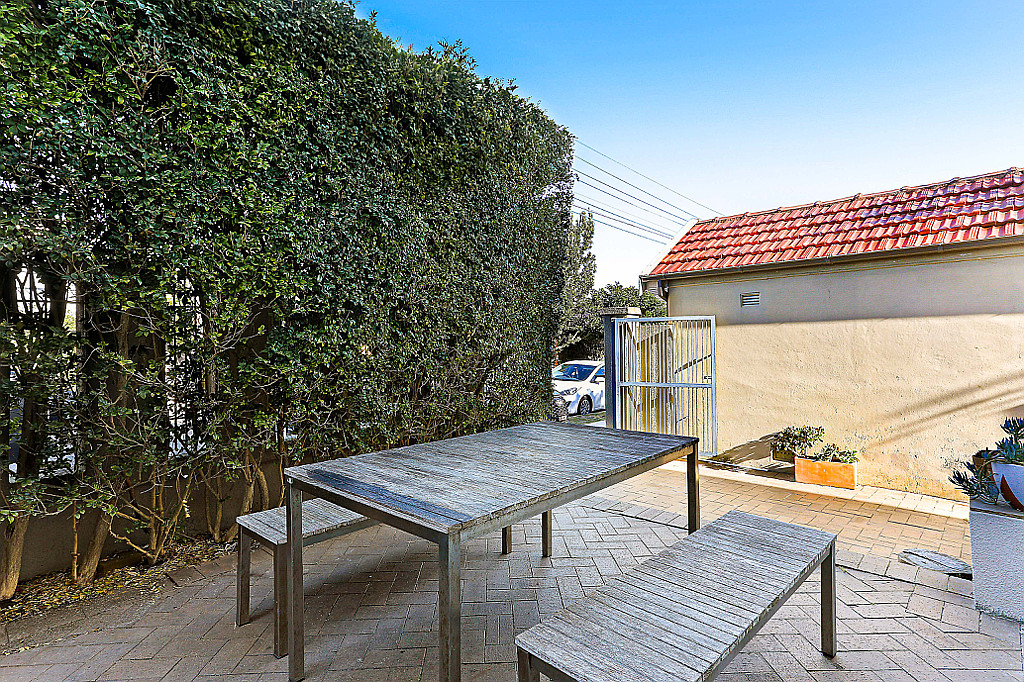 1/33 Gould Street, North Bondi NSW
