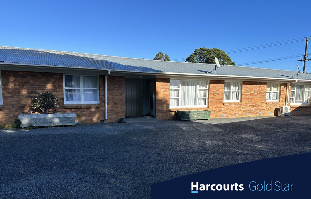 Thames Rentals Harcourts Gold Star