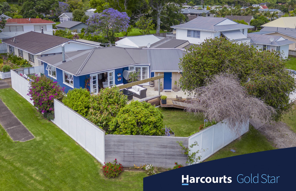 Thames Rentals Harcourts Gold Star
