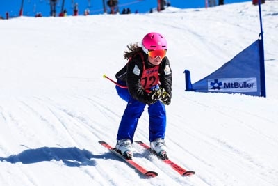 Division 2 Girls Ski Cross bib 505 – 600