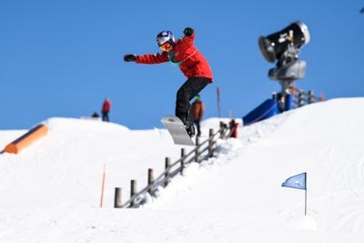 Div 1 & 2 Boys Snowboard Slopestyle 2 runs