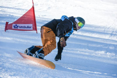Div 1 Snowboard GS Boys Race photos