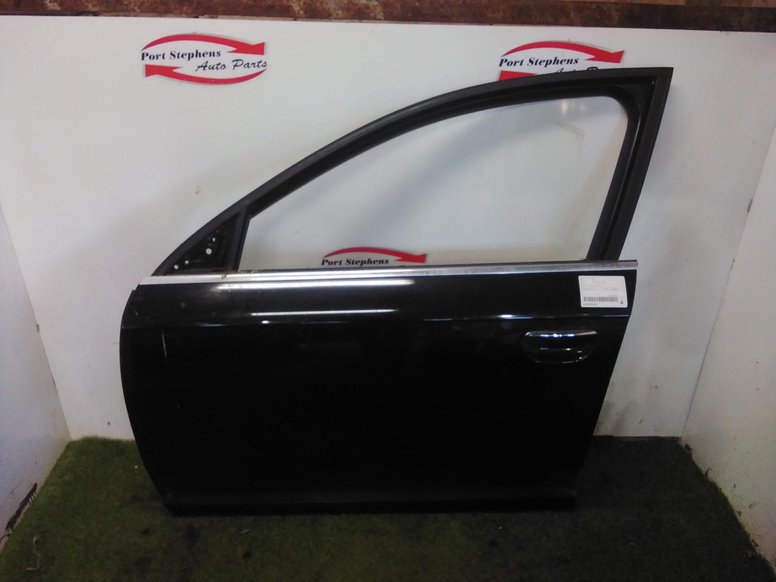 View Auto part Left Front Door Audi A6 2006