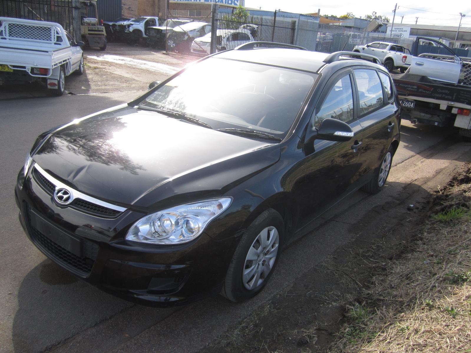 View Auto part Left Rear Door Window Hyundai I30 2009