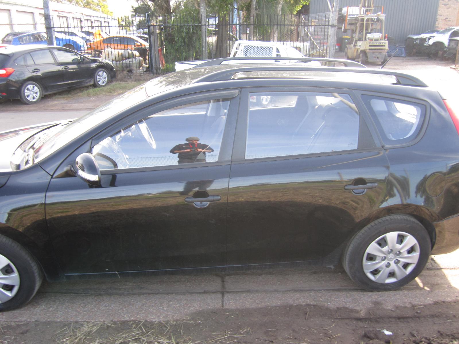 View Auto part Left Rear Door Window Hyundai I30 2009