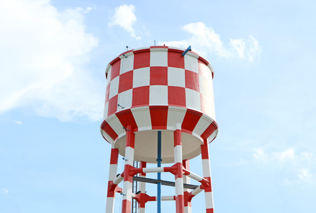 Water storage tanks: the science of mixing and improving water quality Adobestock 69789629