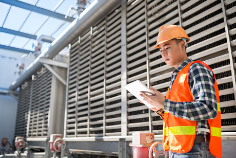 The power of mobility: creating a smarter workforce in the field Adobestock 97705033