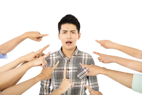 Leadership, and 'Human at Fault' thinking Ss adobestock 121930017