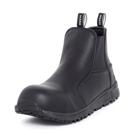 Good footwear can reduce workplace slips Mack safety boot tuned slip resistant