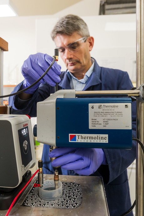 Membrane technology fills a gap for hydrogen-fuelled vehicles Membrane