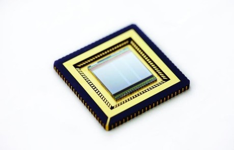 Graphene-based camera can image invisible light Graphene