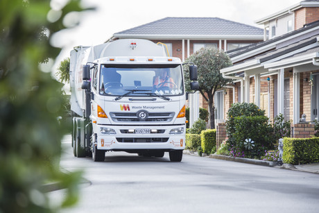 Electric residential waste collection truck launched in New Zealand Wastemanagement 2017 electric truck 010