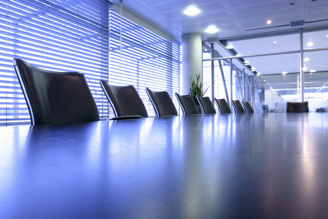 Energy-efficient pools: the other side of the Roundtable Istock 000000843258large