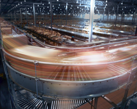 Applications for cameras in retail distribution centres Retail logistics image 1