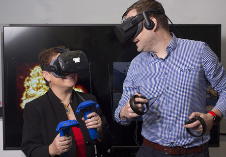 Scientists 'walk' through cancer cells using virtual reality Mcghee 04 quentin jones