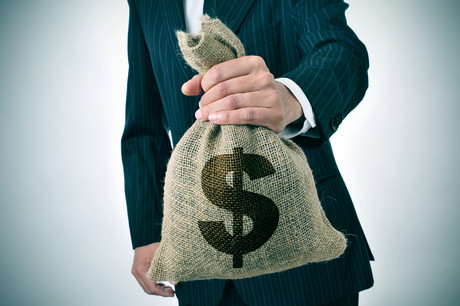 Businesses risk penalties for paying staff incorrectly Dollarphotoclub 64358444