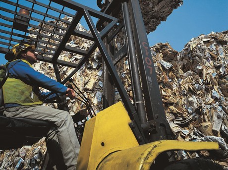 Call for further investment in domestic recycling 066009