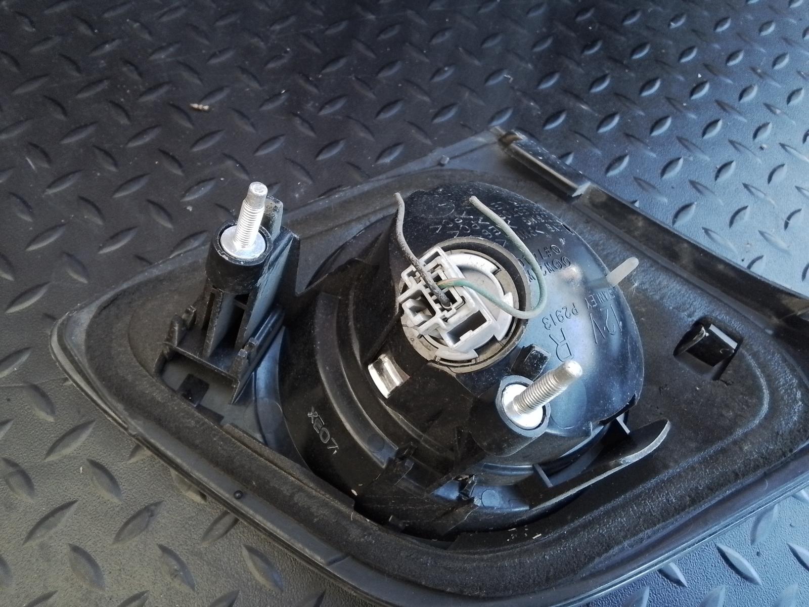 View Auto part Rear Garnish Mazda 3 2008