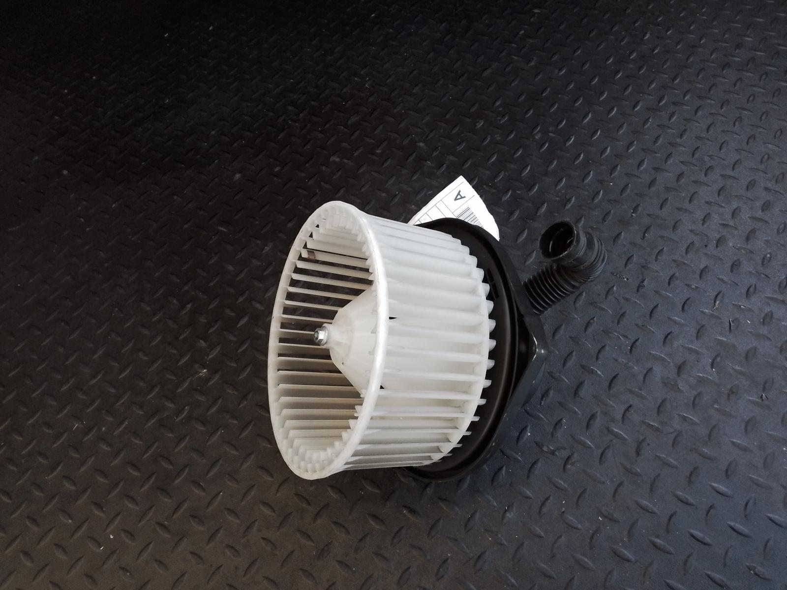 View Auto part Heater Fan Motor Ldv Deliver 9 2020