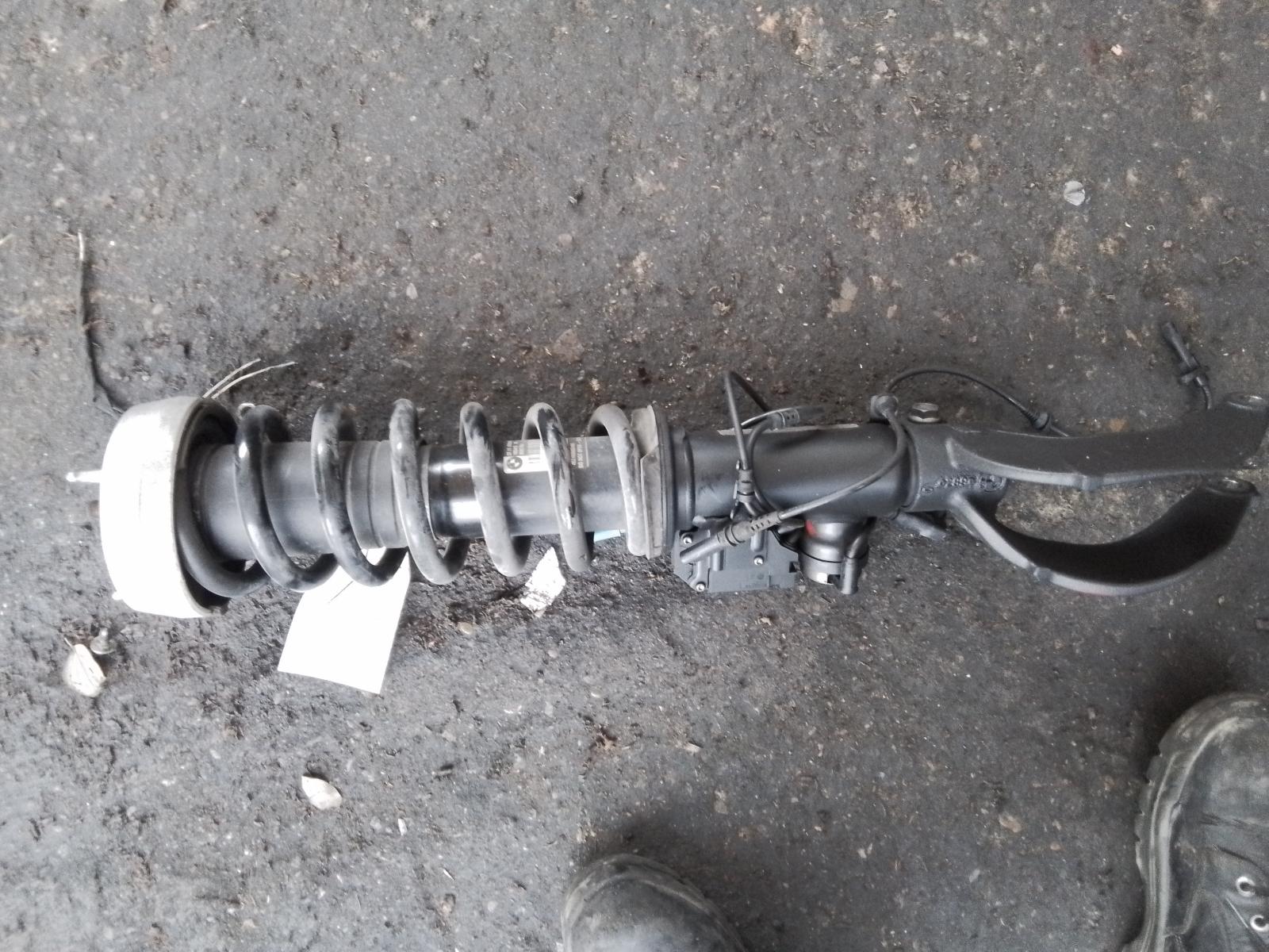 2010 Bmw X6 Right Front Strut View Auto part Right Front Strut Bmw X6 2010