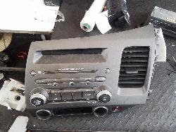 View Auto part Radio/Cd/Dvd/Sat/Tv Honda Civic 2010