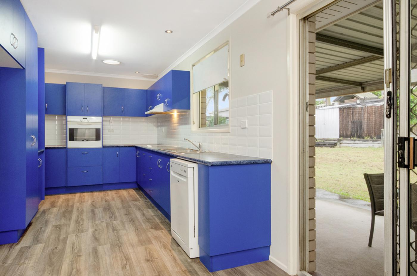 44 Aramac Drive, Clinton QLD 4680 House Sold locationsestateagents